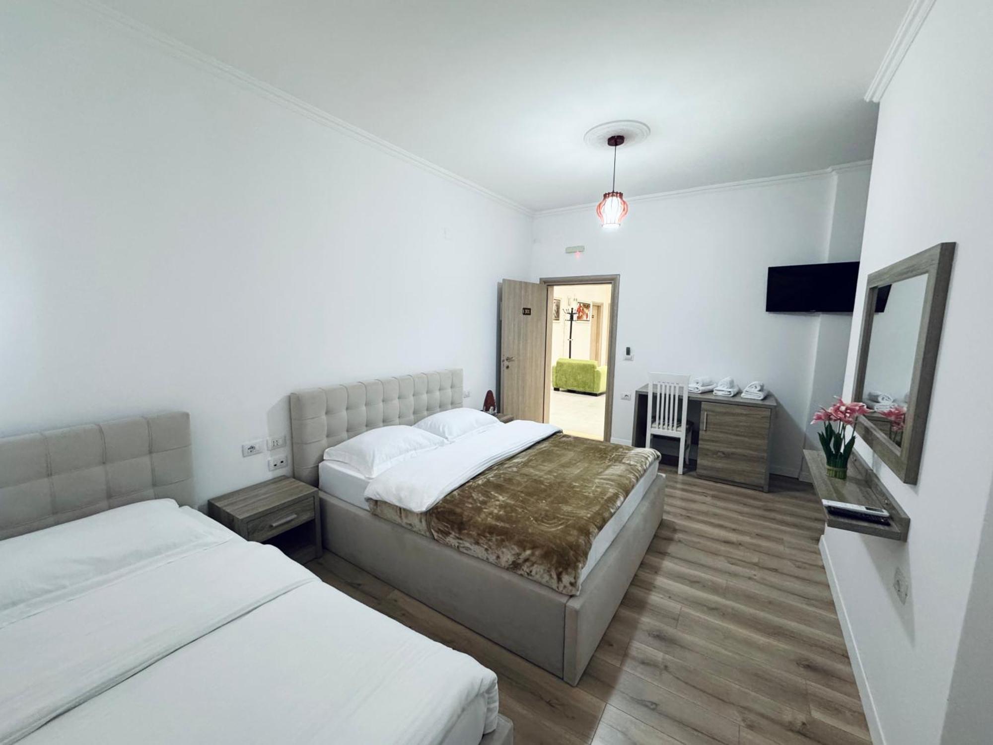 Kutal Park Inn Hotel Përmet Extérieur photo